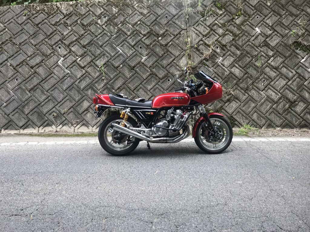 CBX1000