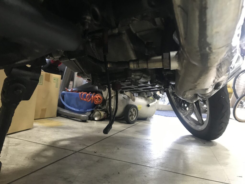 CBX1000 - Muffler and Sensor Bung