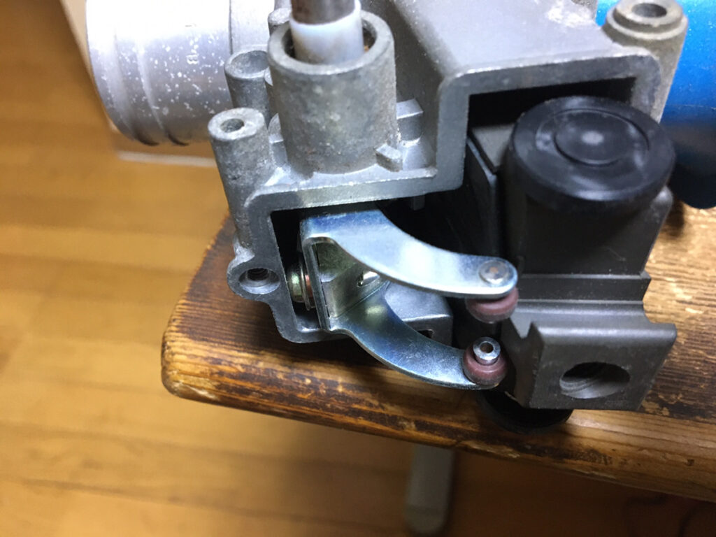 FCR carburetor - link-arm